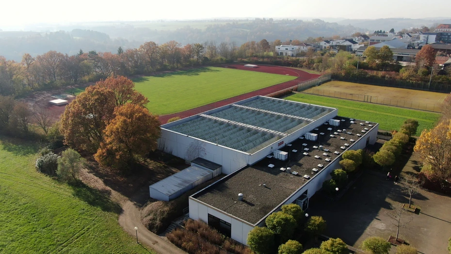 Foto Drohnenaufnahme der Sporthalle