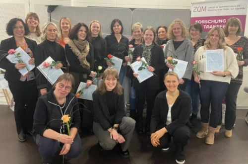 Foto Absolventen des Zertifikatsstudiengang „Sprachpädagogik – Für Sprache profilieren"